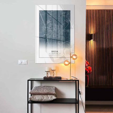 Breda Donker – Glass