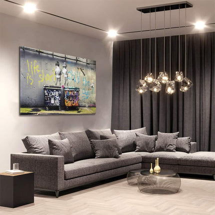 The Peeing Painters – Glass