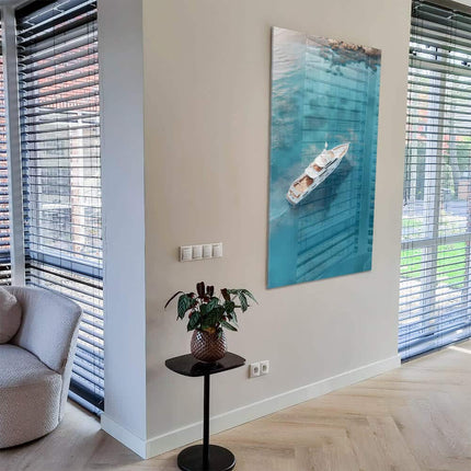 Mediterranean Yacht – Glass