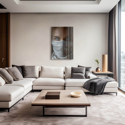 Scarfed Lady II – Glass