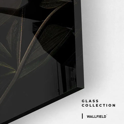 Lion in Flowers – Glass