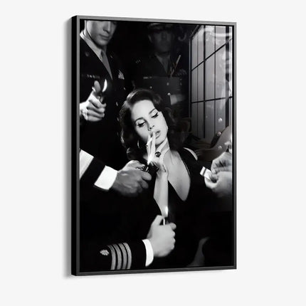 Lana Smoking – Glass