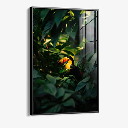 Tucan between the Leaves – Glass