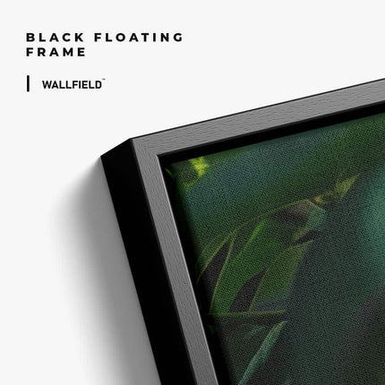 "Tucan between the Leaves"