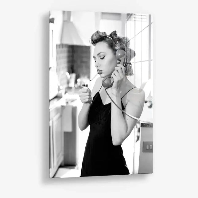 Domestic Noir – Glass