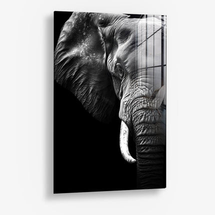 Monument of Strength – Glass