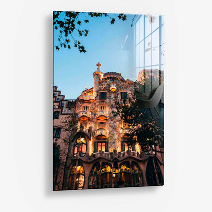 The Beauty of Casa Batllo – Glass