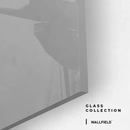 Domestic Noir – Glass