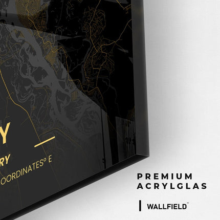 Custom Golden City Map – Glass