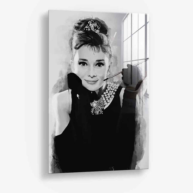 Audrey Hepburn – Glass
